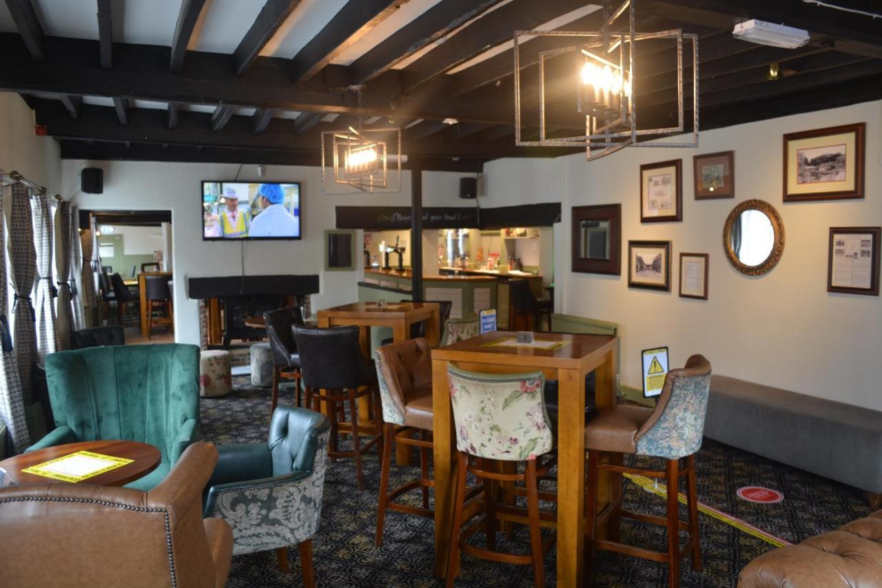 The Bull Hotel Downton  ภายนอก รูปภาพ