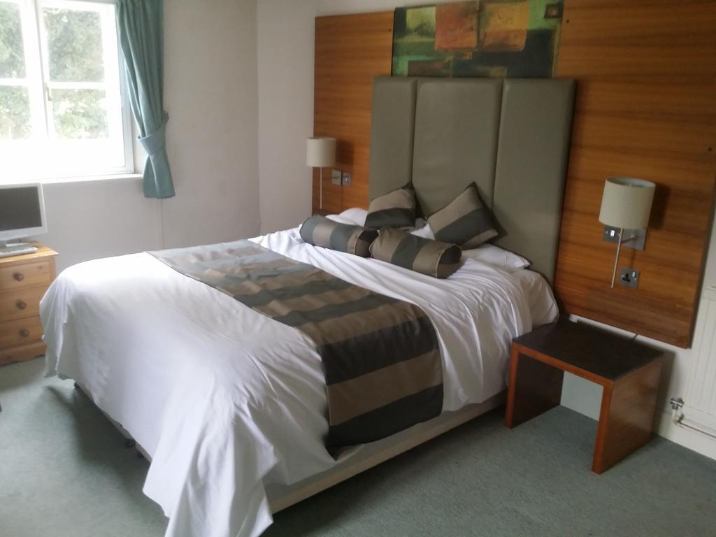 The Bull Hotel Downton  ห้อง รูปภาพ