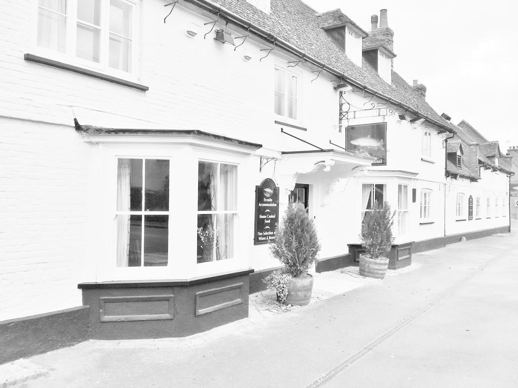 The Bull Hotel Downton  ภายนอก รูปภาพ