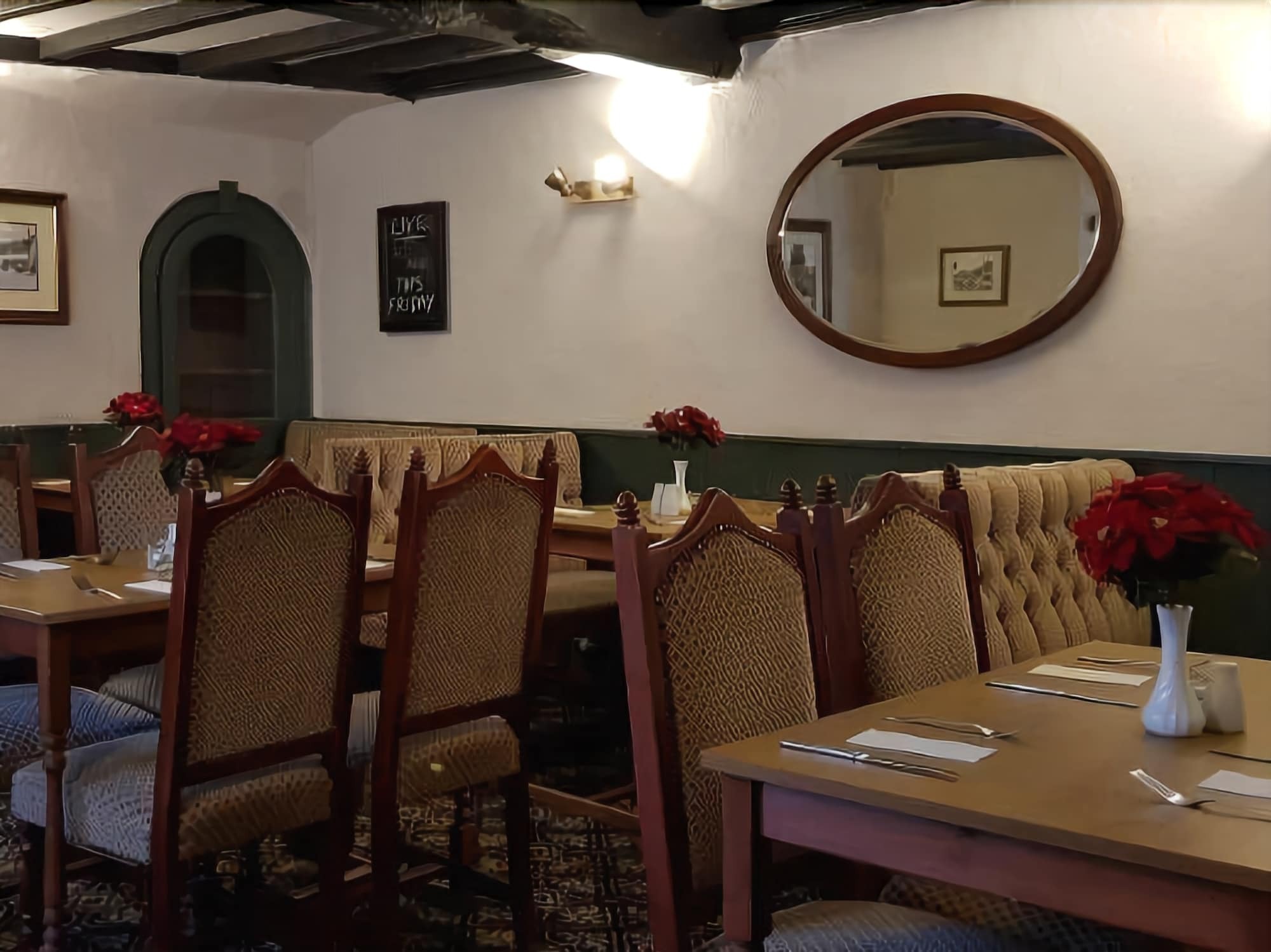 The Bull Hotel Downton  ภายนอก รูปภาพ